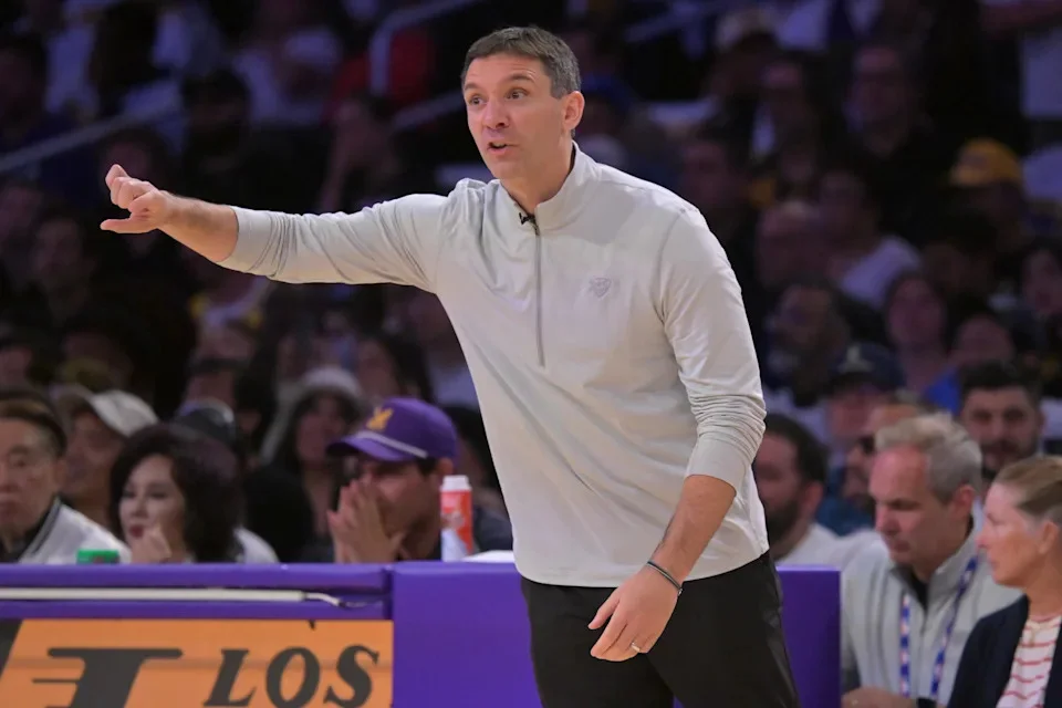May 9, 2026; Los Angeles, California, USA; Oklahoma City Thunder head coach Mark Daigneault instructs players in game three of the second round of the 2026 NBA Playoffs against the Los Angeles Lakers at Crypto.com Arena. Mandatory Credit: Jayne Kamin-Oncea-Imagn Images