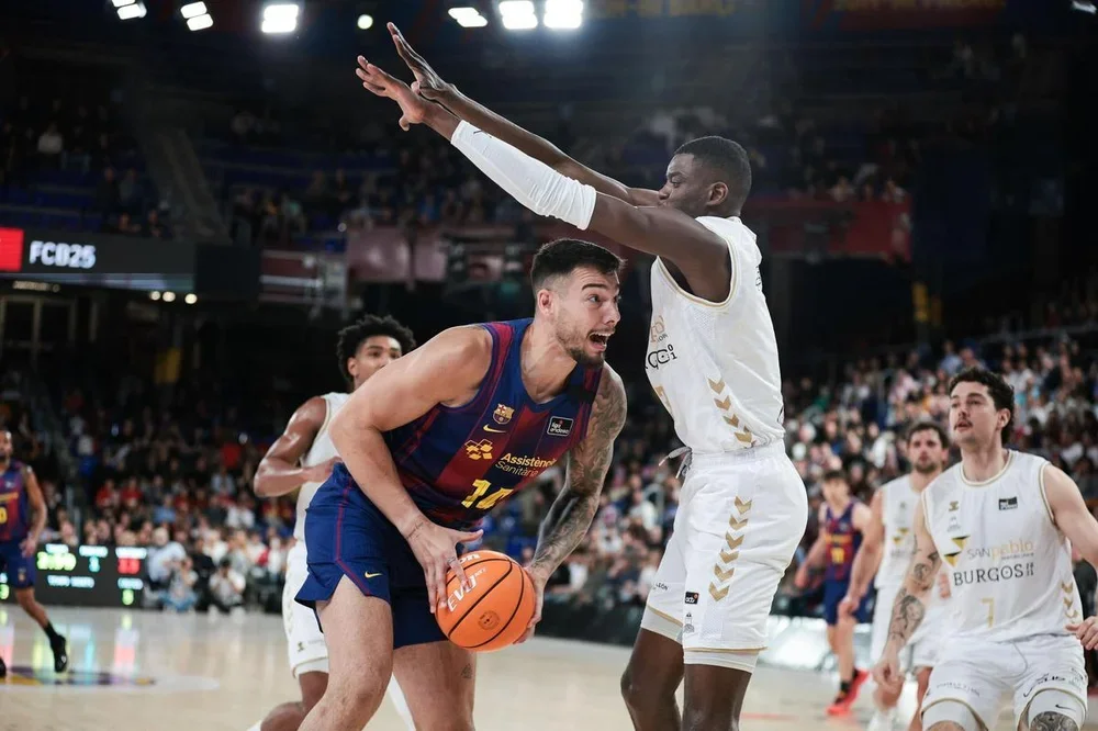 Willy y Fall deben seguir jugando a un gran nivel para cubrir la ausencia de Vesely